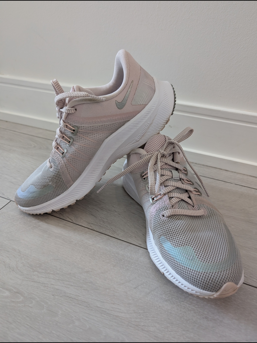 Nike Women's Light Pink Mesh Running Shoes